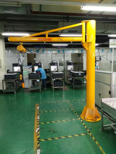 豪鋼起重機(jī)與上海正泰再次合作 提供懸臂吊兩臺(tái)