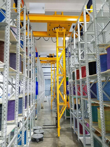 豪鋼起重機為東風本田汽車公司提供兩臺懸掛旋轉式起重機