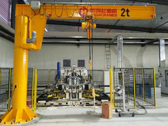 豪鋼起重機為上海寶敏科提供2t懸臂吊一臺 豪鋼起重機為上海寶敏科提供2t懸臂吊一臺