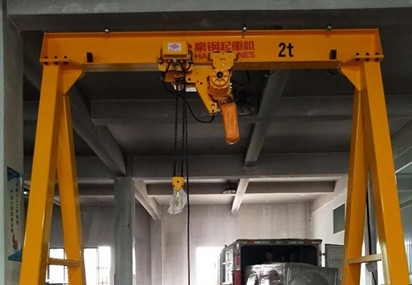 豪鋼起重機(jī)為上海高科生物提供移動(dòng)式龍門(mén)吊架一臺(tái)