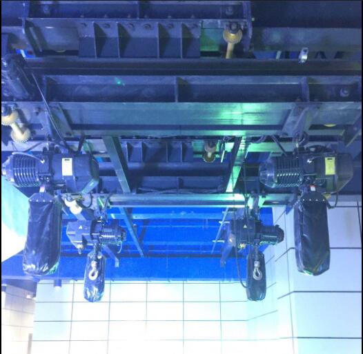 豪鋼吊籠懸掛起重機牽手萬達走進益陽萬達廣場海洋城