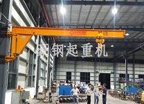 一種壁式懸臂起重機支撐機構(gòu)實現(xiàn)方案 一種壁式懸臂起重機支撐機構(gòu)實現(xiàn)方案