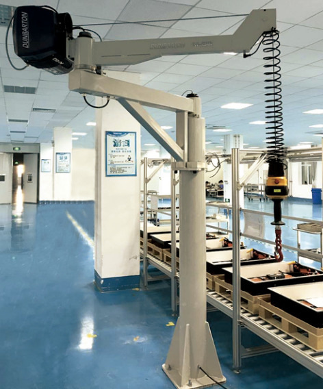 智能折臂式起重機(jī) 智能折臂式起重機(jī)